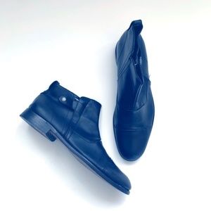 John Varvatos Pure Black Zip Boots/Booties